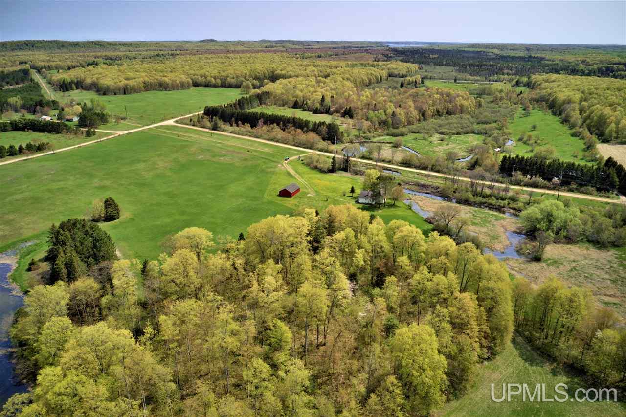 E4756 Slapneck Road Munising, MI 49862 - Photo 6 of 32 Gallery Image 6