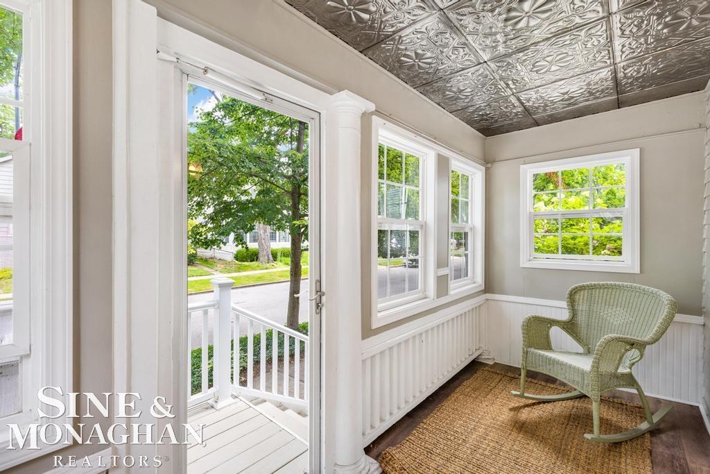 127 Muir Road Grosse Pointe Farms, MI 48236 - Photo 4 of 50