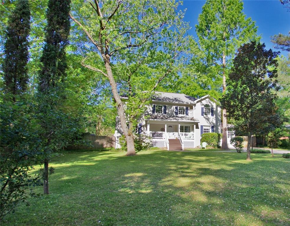 346 Poplar Ln Way Decatur, GA 30030 - Photo 1 of 1 You're going to LOVE this location and the neighborhood vibe here! You won't believe how close you are to everything Decatur has to offer. And you really won't believe your good fortune until you experience how peaceful it is listening to the birds sing from the comfort of your front porch.