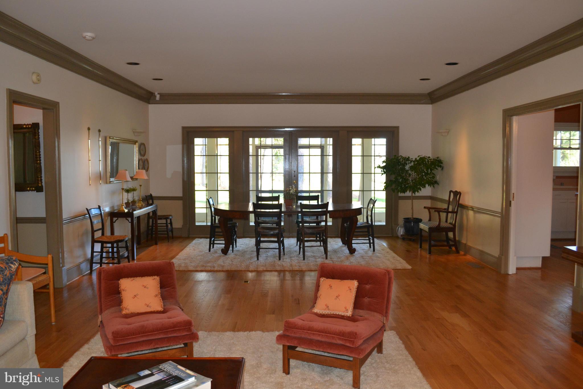 8845 Teal Point Road Easton, MD 21601 - Photo 11 of 16 Dining Room