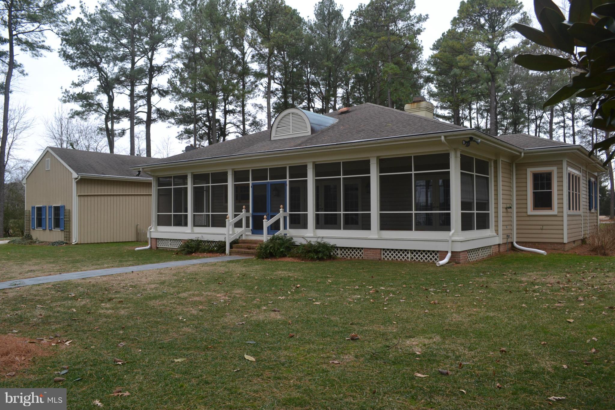 8845 Teal Point Road Easton, MD 21601 - Photo 5 of 16 Exterior (Rear)