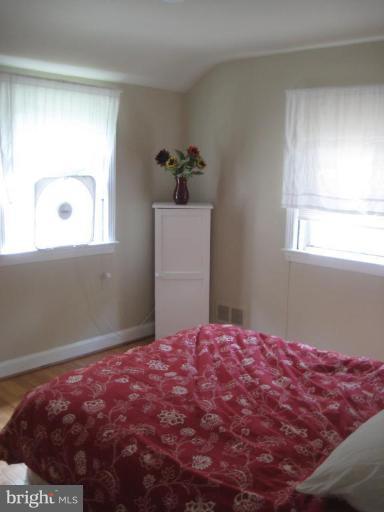 222 Baden Street Silver Spring, MD 20901 - Photo 14 of 21 Lots of Natural Sunlight