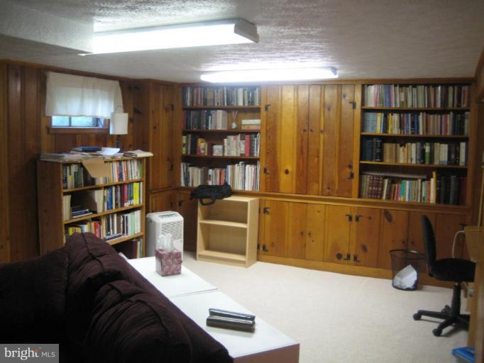 222 Baden Street Silver Spring, MD 20901 - Photo 18 of 21 Built in book shelves