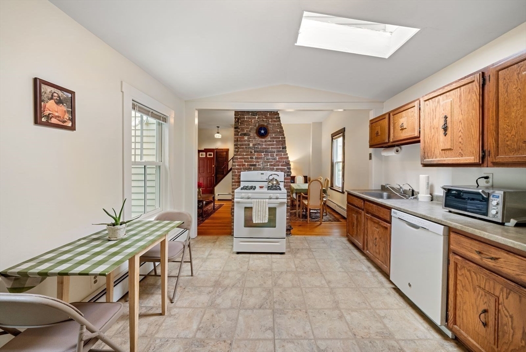 17 Myrtle Street Boston, MA 02130 - Photo 25 of 42