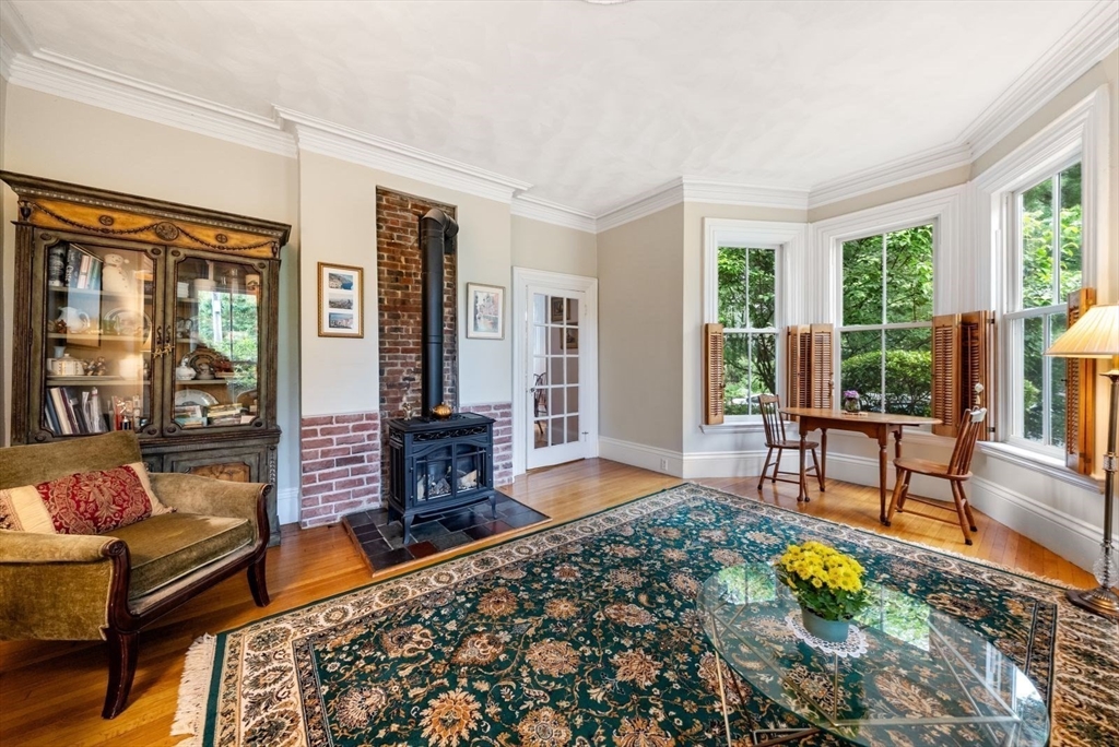 17 Myrtle Street Boston, MA 02130 - Photo 5 of 42