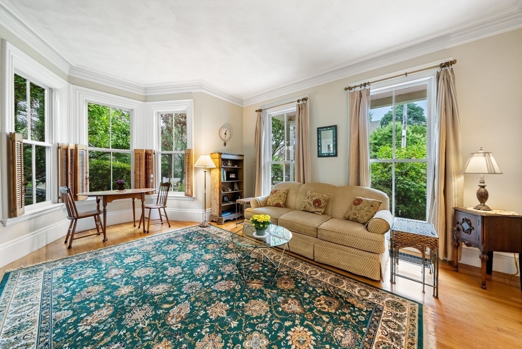 17 Myrtle Street Boston, MA 02130 - Photo 6 of 42