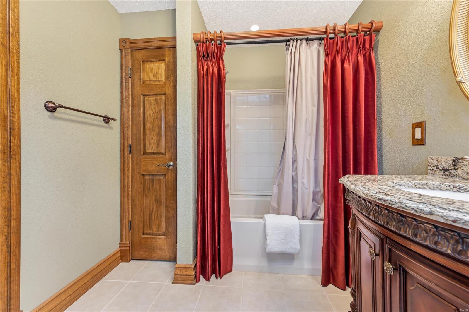 7306 Pin Oak Road Edwardsville, IL 62025 - Photo 27 of 45