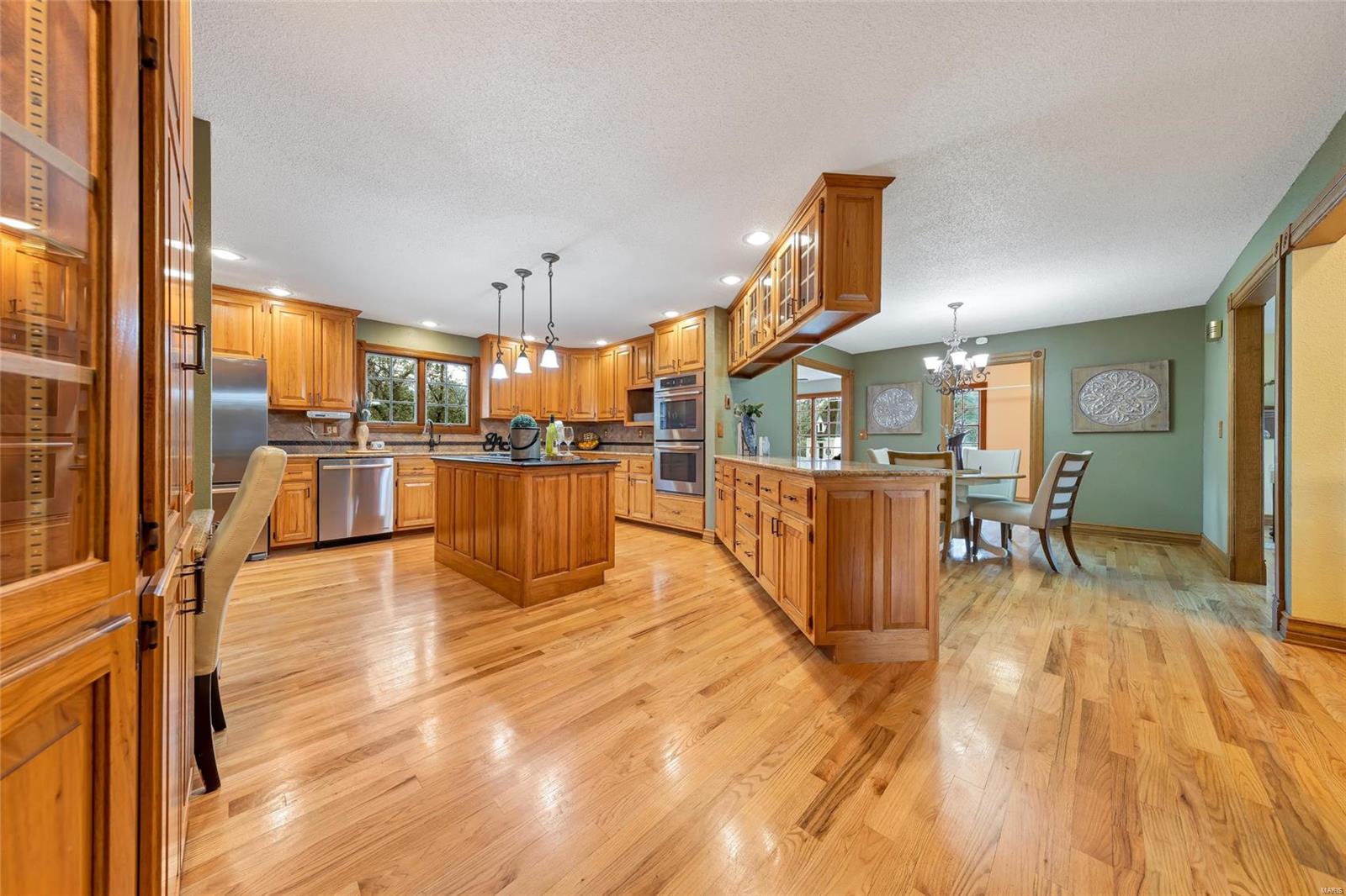 7306 Pin Oak Road Edwardsville, IL 62025 - Photo 5 of 45