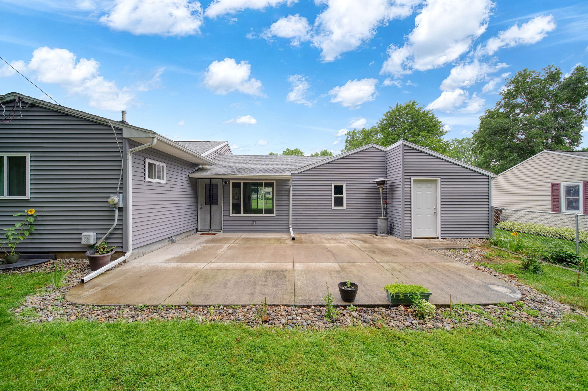 1511 Strathmoor Lane Jackson, MI 49203 - Photo 36 of 48 36