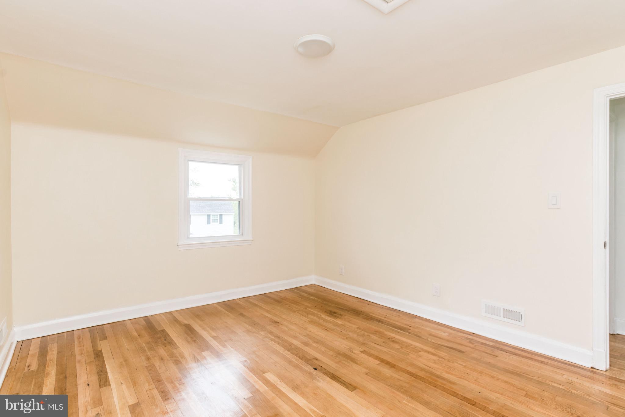 5023 Pilgrim Road Baltimore, MD 21214 - Photo 16 of 30 Gallery Image 16