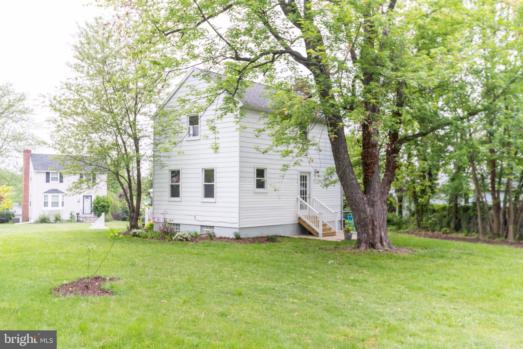 5023 Pilgrim Road Baltimore, MD 21214 - Photo 26 of 30 Large lot