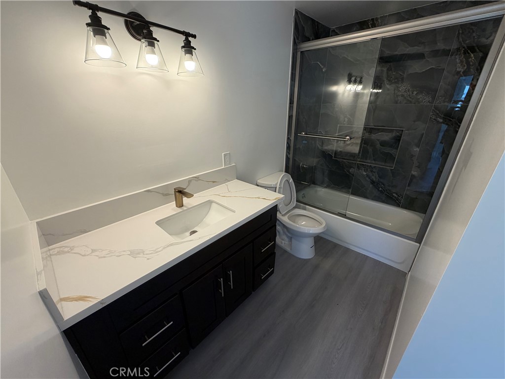 16822 Randall Avenue, Unit 2 Fontana, CA 92335 - Photo 9 of 17 ensuite