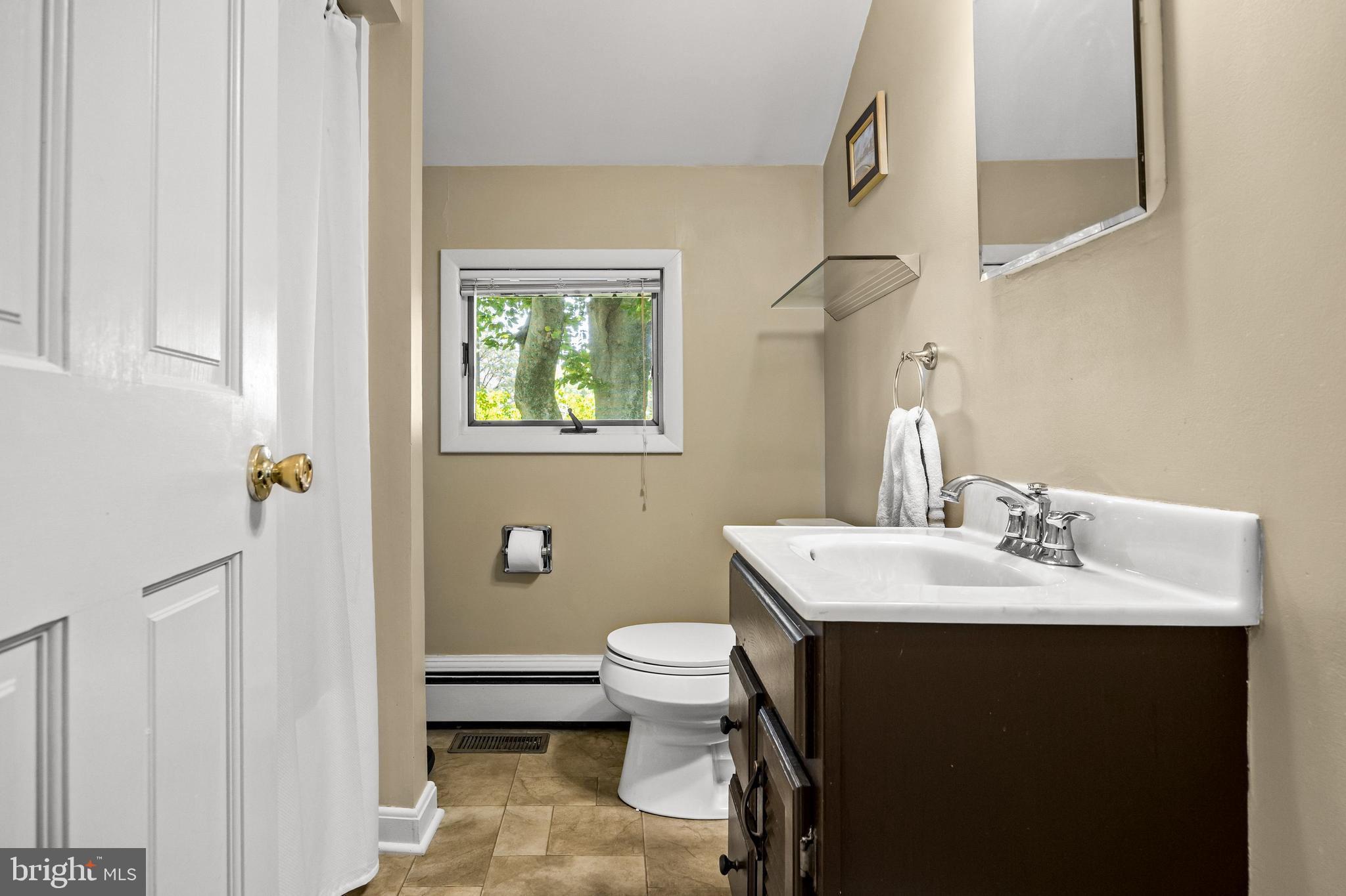 625 Delanco Road Edgewater Park, NJ 08010 - Photo 16 of 37