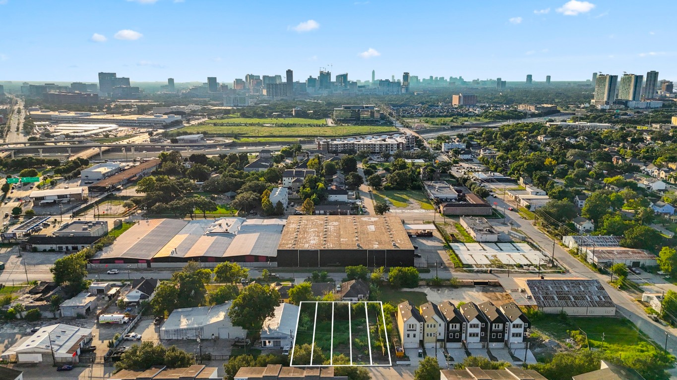 6336 Del Rio Street Houston, TX 77021 - Photo 2 of 21