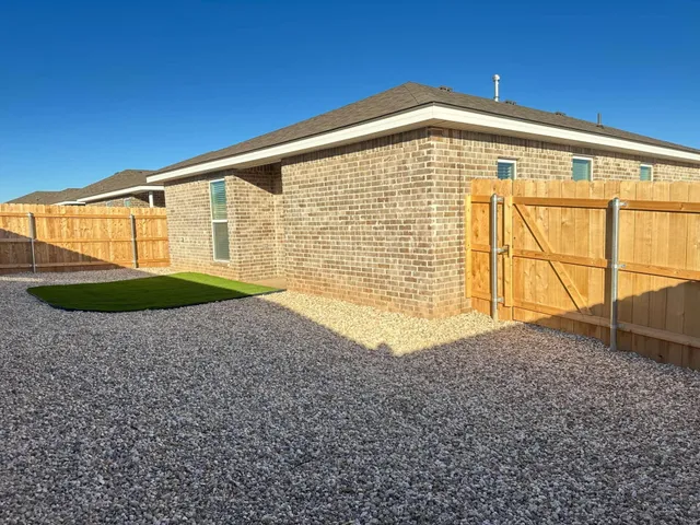 $1,550 | 517 East 23rd Street, Wolfforth, TX 79382