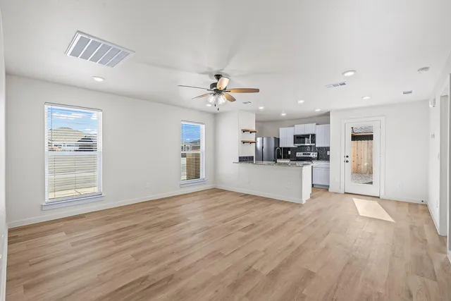 $1,550 | 517 East 23rd Street, Wolfforth, TX 79382