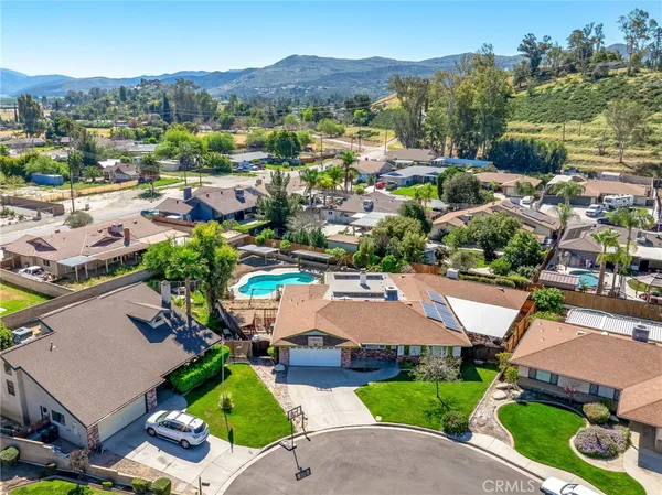 $679,000 | 26655 Del Rosa Drive, Hemet, CA 92544