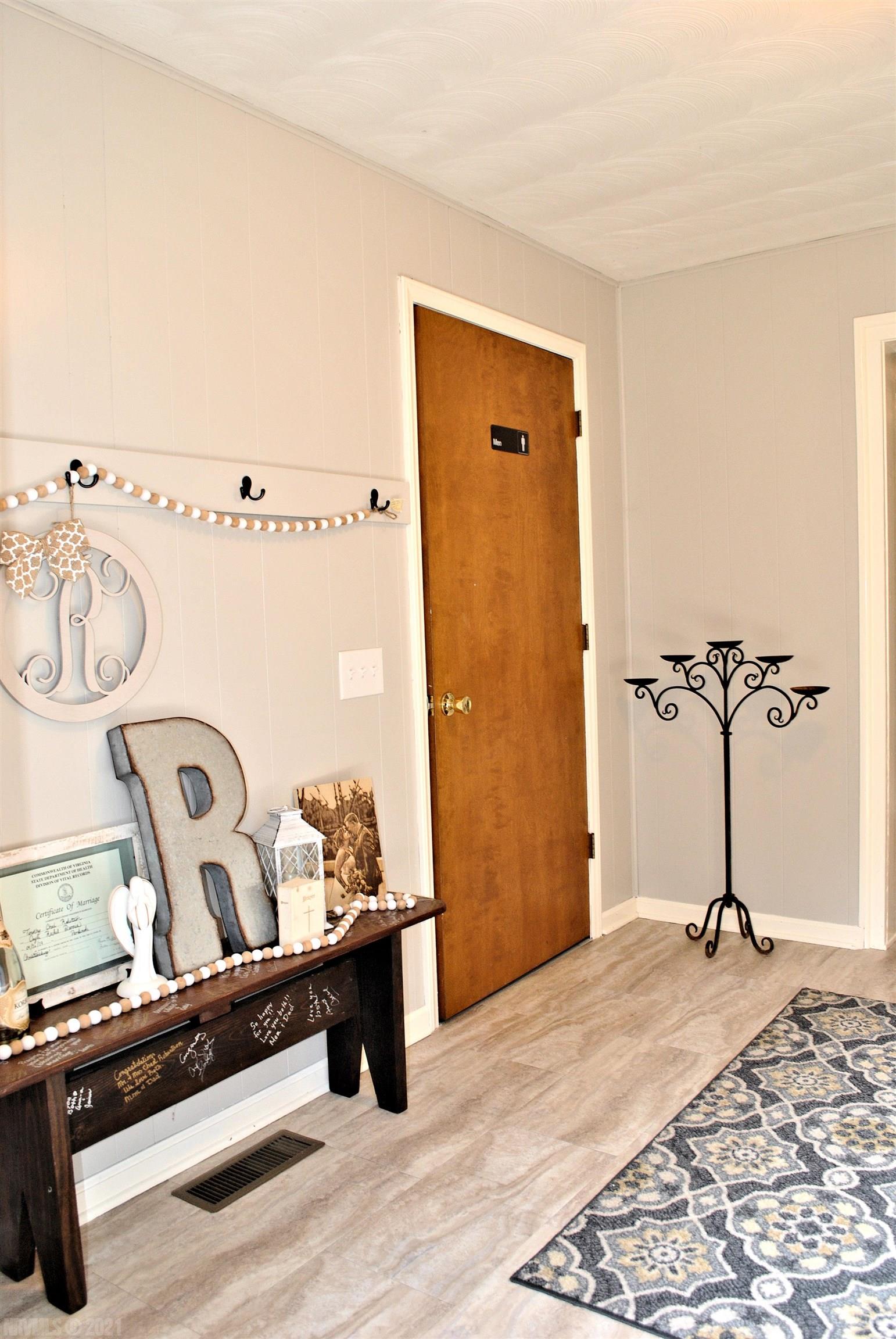870 Walton Road Christiansburg, VA 24073 - Photo 10 of 41 Gallery Image 10