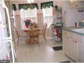 84 Oxycocus Road Manahawkin, NJ 08050 - Photo 3 of 7 Gallery Image 3
