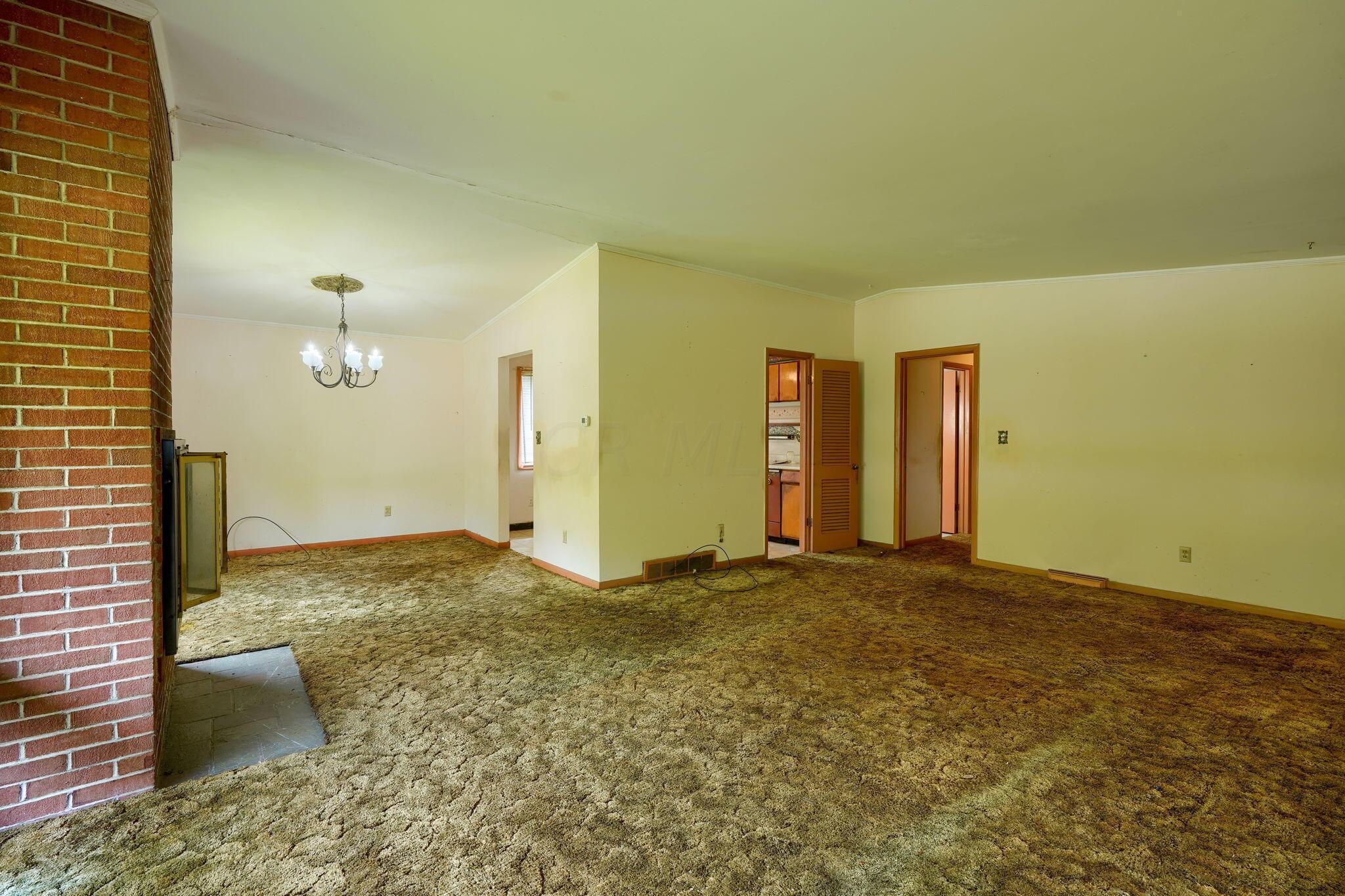 2361 Fishinger Road Columbus, OH 43221 - Photo 16 of 40 2361 Fishinger Rd (29)