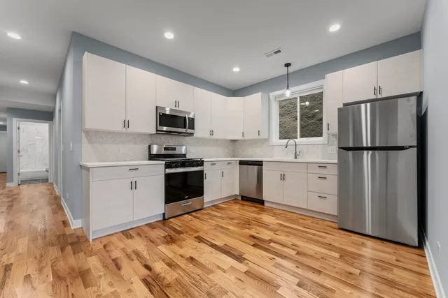 $855,000 | 3029 West Washington Boulevard, Chicago, IL 60612