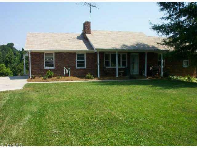 6337 Holder Road Clemmons, NC 27012 - Photo 1 of 9 Exterior Front.