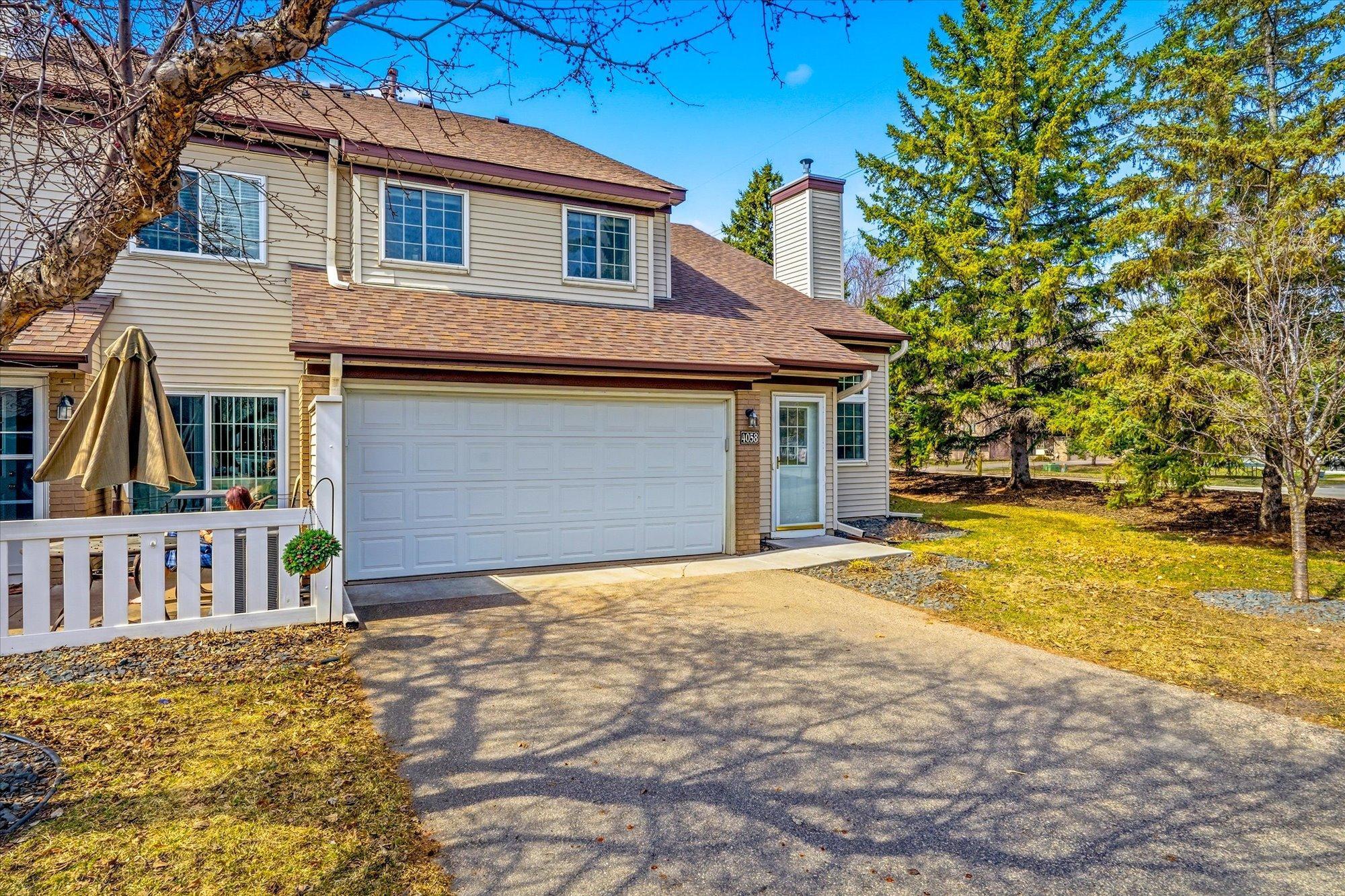 4058 Wilshire Circle, Unit 48 Shoreview, MN 55126 - Photo 5 of 34