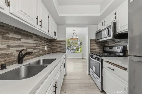 $338,000 | 600 Central Avenue, Unit 376, Riverside, CA 92507