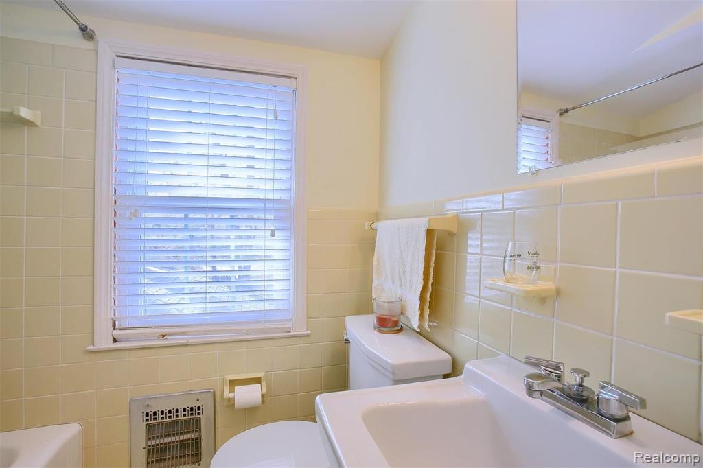 291 Touraine Road Grosse Pointe Farms, MI 48236 - Photo 34 of 35