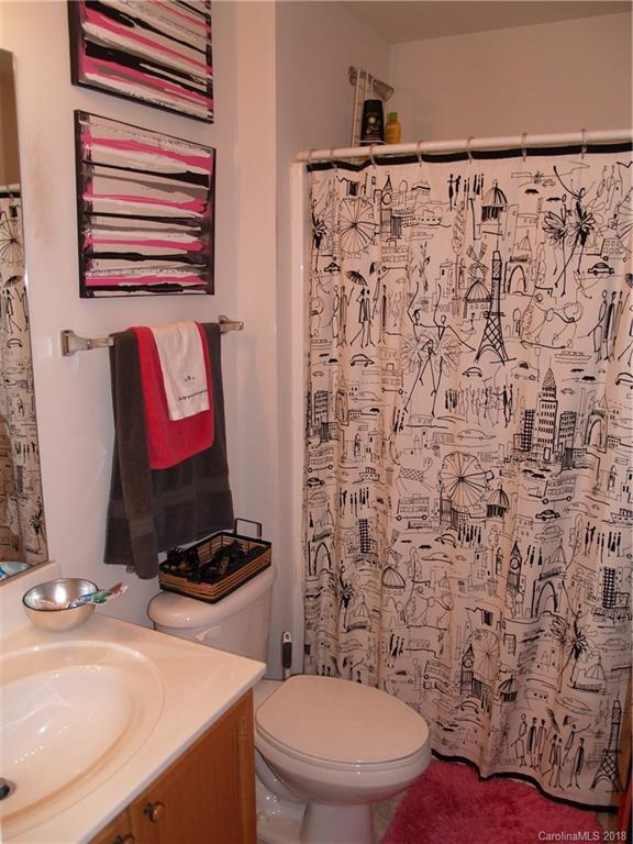 5040 Prosperity Ridge Road Charlotte, NC 28269 - Photo 13 of 19 Gallery Image 13