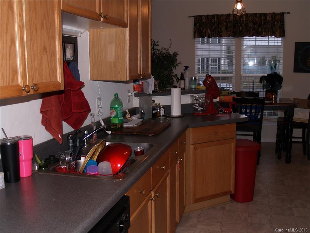5040 Prosperity Ridge Road Charlotte, NC 28269 - Photo 5 of 19 Gallery Image 5