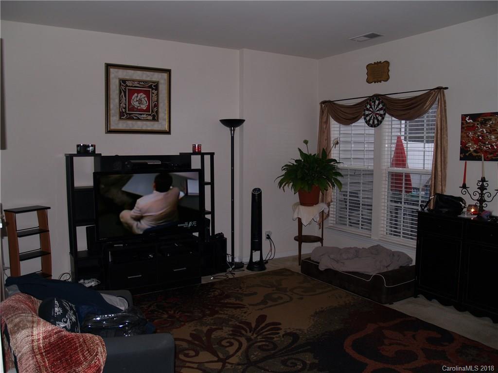 5040 Prosperity Ridge Road Charlotte, NC 28269 - Photo 7 of 19 Gallery Image 7