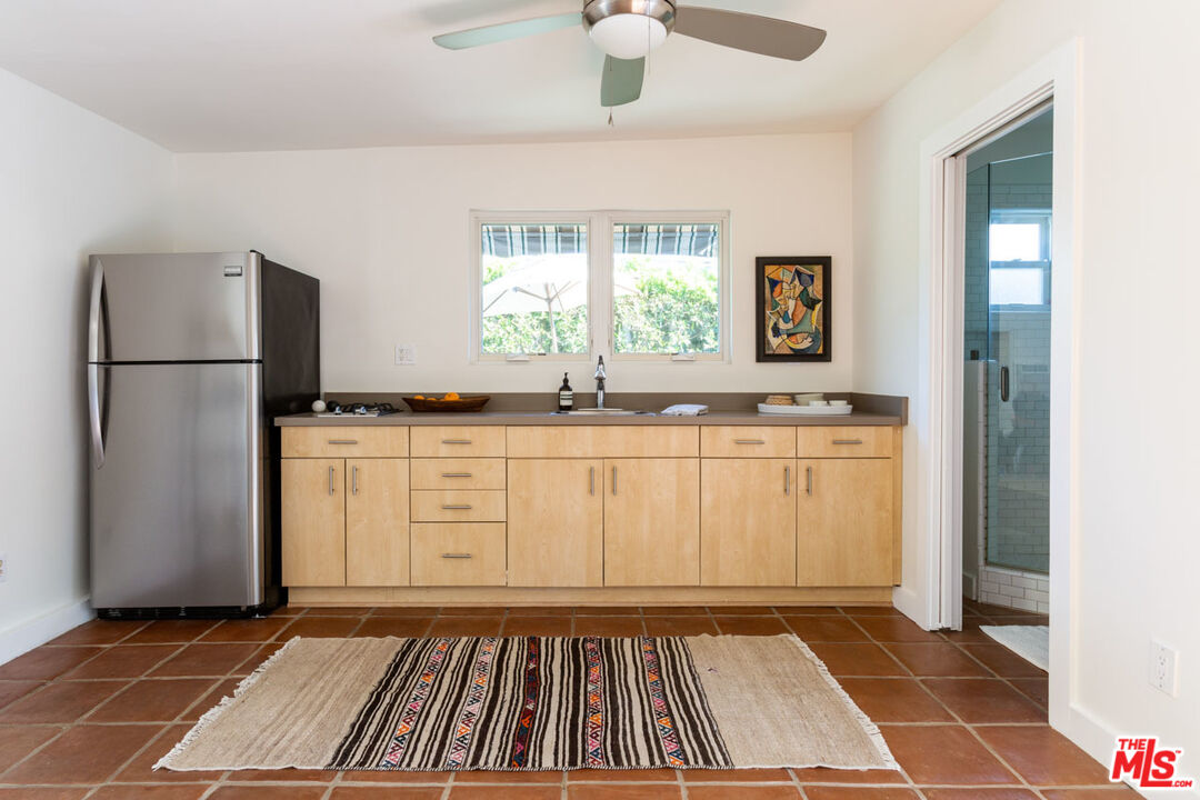 3407 Madera Avenue Los Angeles, CA 90039 - Photo 44 of 46 a room with washing machine and a window