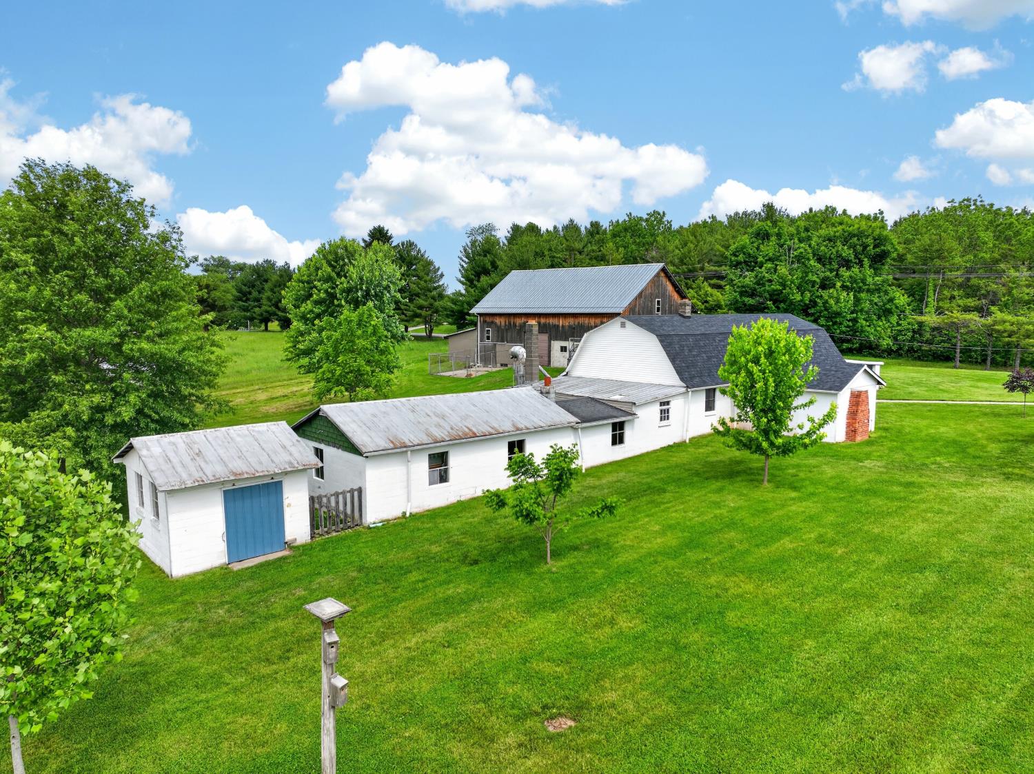 10449 North Dearborn Road Sunman, IN 47041 - Photo 12 of 78