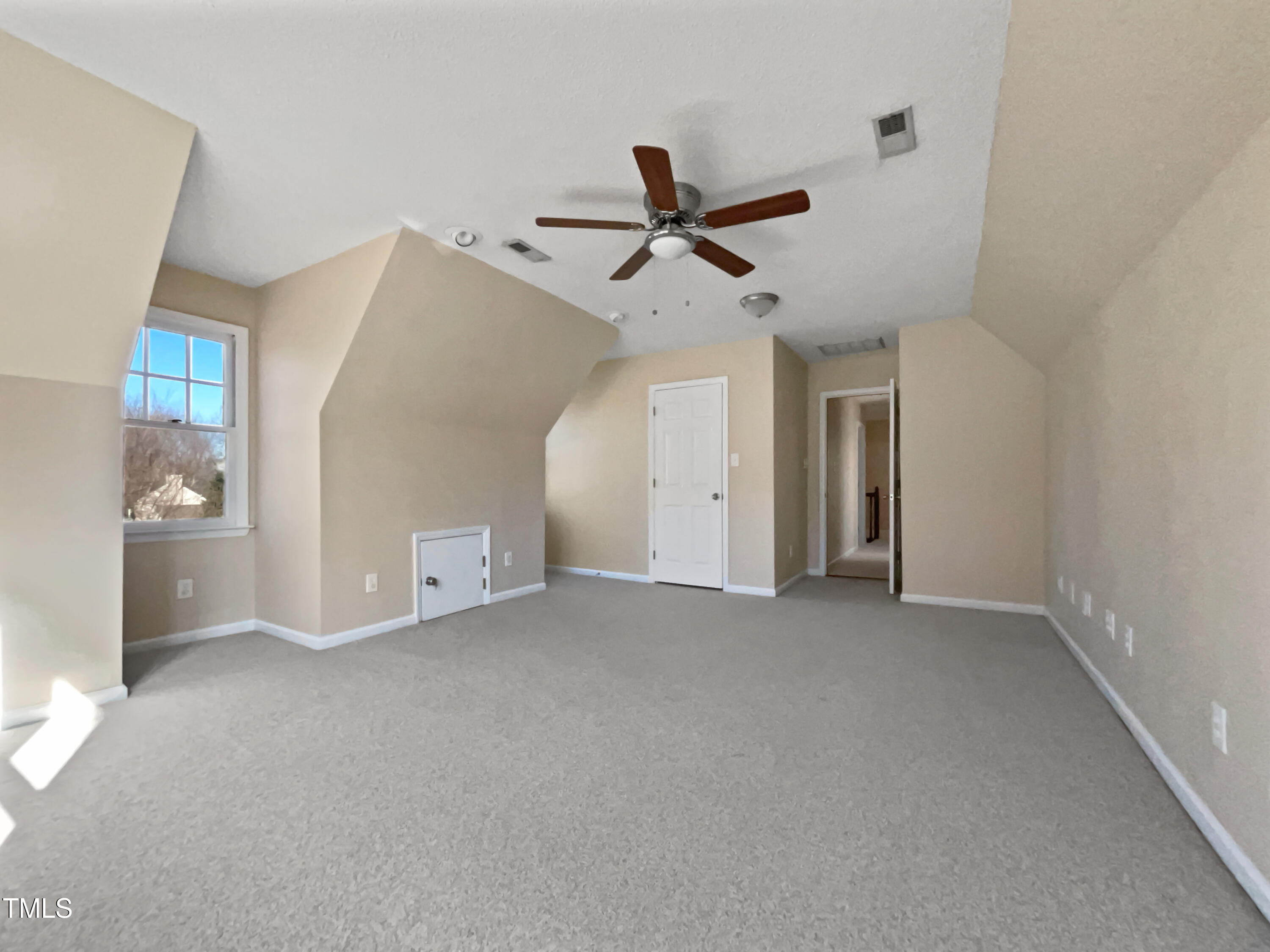 118 Trafalgar Lane Cary, NC 27513 - Photo 17 of 22 a view of empty room with ceiling fan
