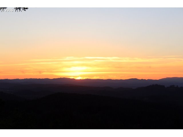 30953 Fox Hollow Road Eugene, OR 97405 - Photo 20 of 22 Gallery Image 20