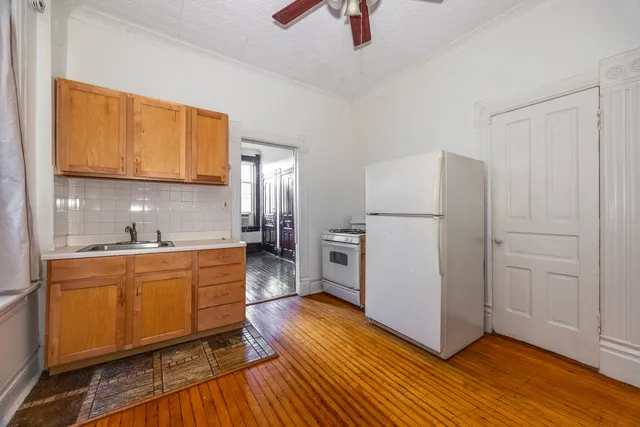 $1,650 | 1820 South Allport Street, Unit 1R, Chicago, IL 60608