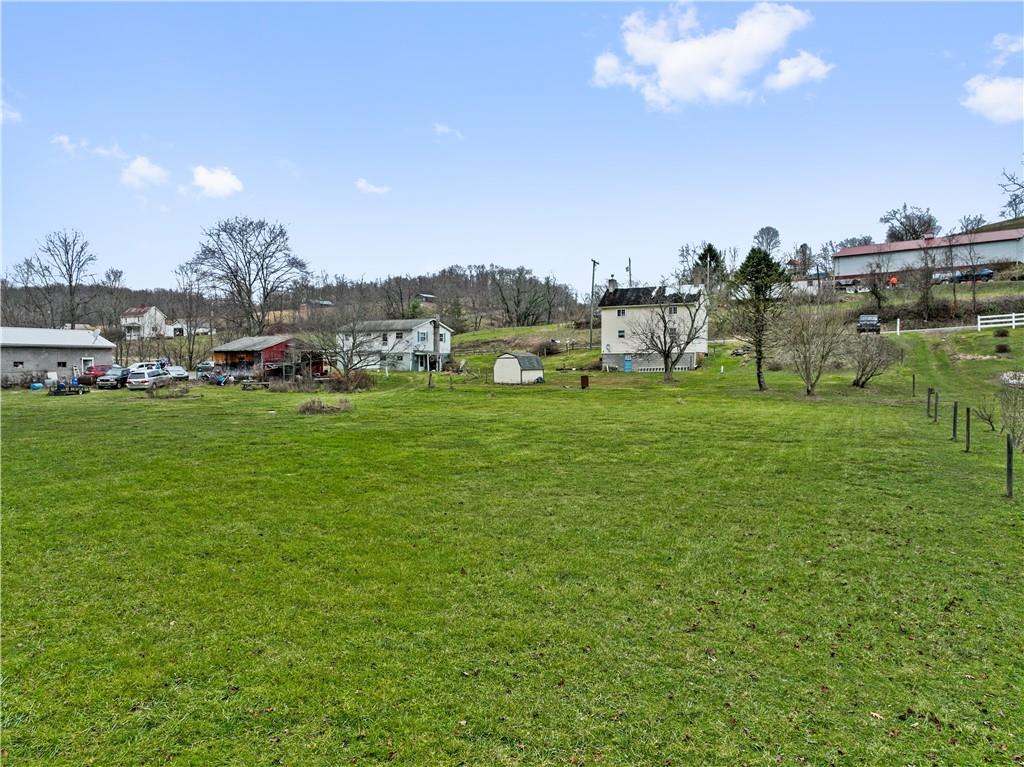 697 Banetown Road Washington, PA 15301 - Photo 18 of 34