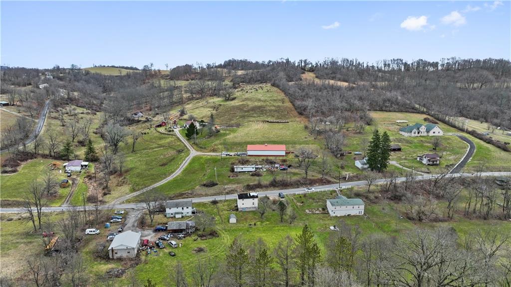 697 Banetown Road Washington, PA 15301 - Photo 22 of 34