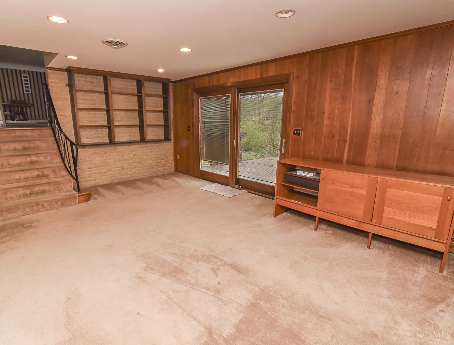 7541 Hosbrook Road Cincinnati, OH 45243 - Photo 34 of 64 Gallery Image 34