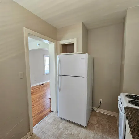 $995 | 124 South Franklin Boulevard, Tallahassee, FL 32301