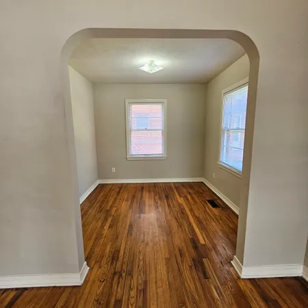 $995 | 124 South Franklin Boulevard, Tallahassee, FL 32301