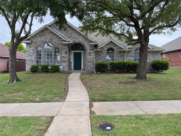 $2,495 | 11817 Woodland Way, Frisco, TX 75035