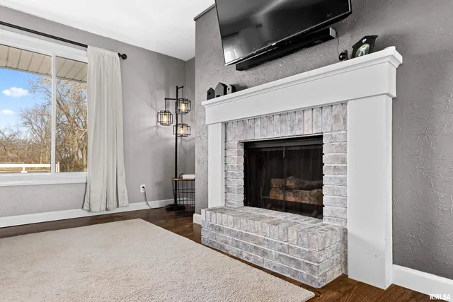 $244,900 | 113 Regal Lane, East Peoria, IL 61611