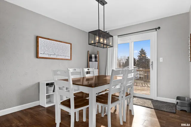 $244,900 | 113 Regal Lane, East Peoria, IL 61611