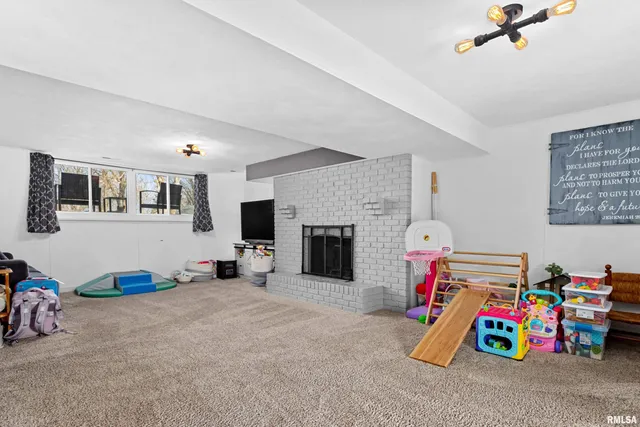 $244,900 | 113 Regal Lane, East Peoria, IL 61611