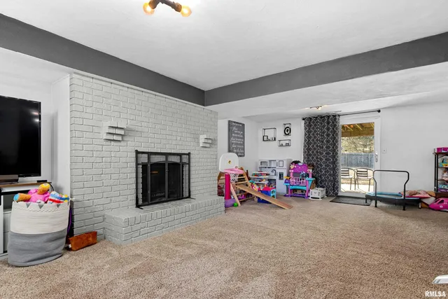 $244,900 | 113 Regal Lane, East Peoria, IL 61611