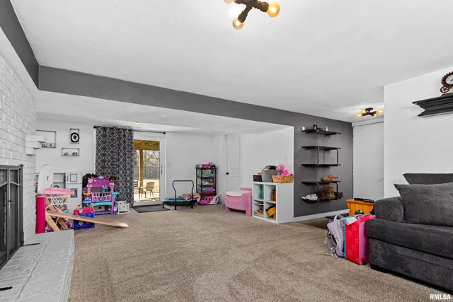 $244,900 | 113 Regal Lane, East Peoria, IL 61611