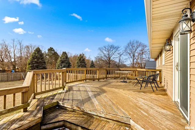 $244,900 | 113 Regal Lane, East Peoria, IL 61611