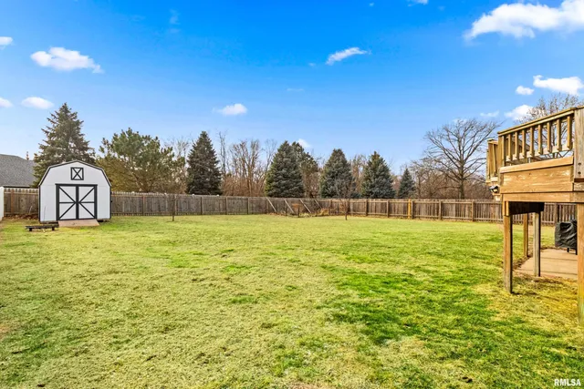 $244,900 | 113 Regal Lane, East Peoria, IL 61611